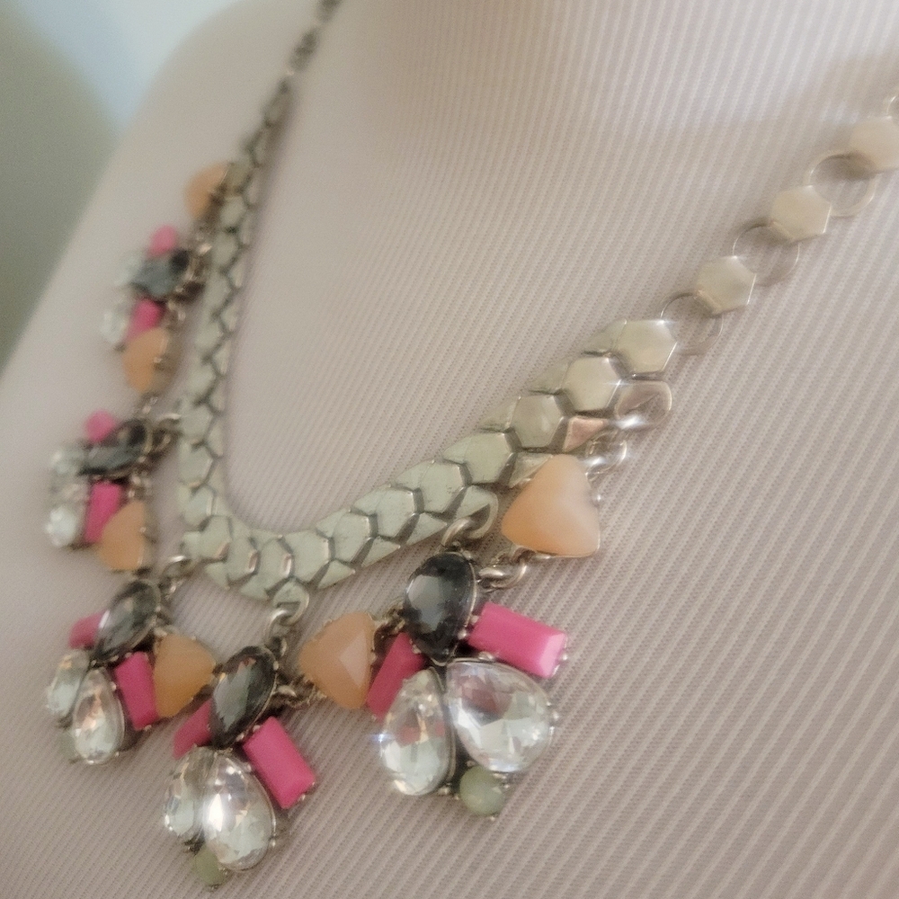 Stella&Dot Callie Necklace - Picture 5 of 9